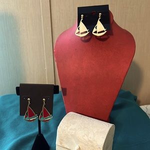 🌻3 for$15🌻 Set of (2) sailboat design pierced earrings.